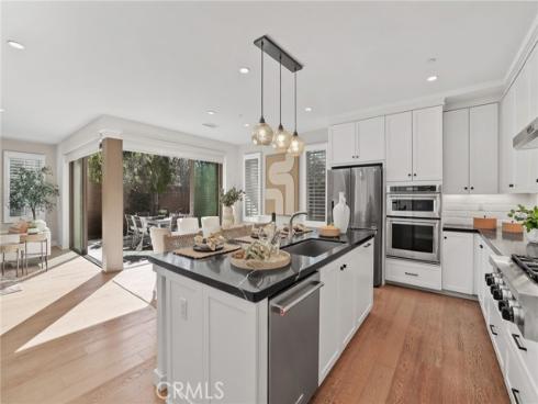 170  Villa Ridge  , Irvine, CA