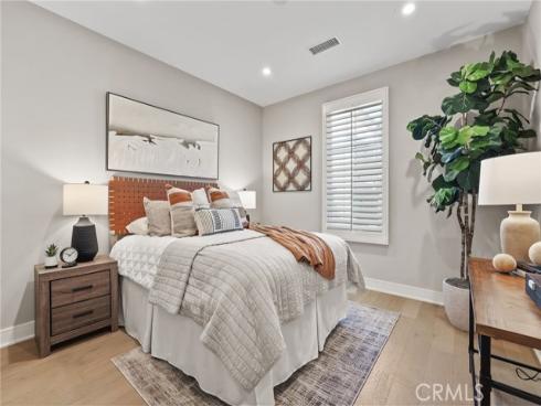 170  Villa Ridge  , Irvine, CA