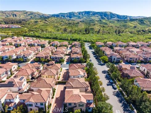 170  Villa Ridge  , Irvine, CA