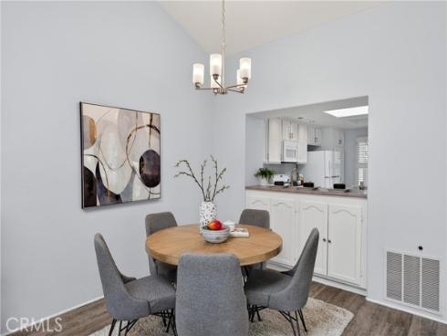 11  Park Vista  , Irvine, CA