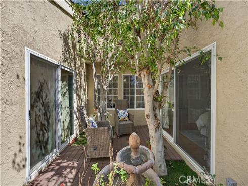 11  Park Vista  , Irvine, CA