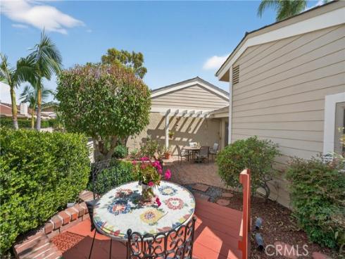 11  Park Vista  , Irvine, CA