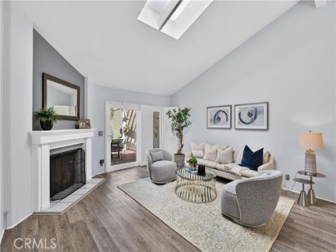 11  Park Vista  , Irvine, CA