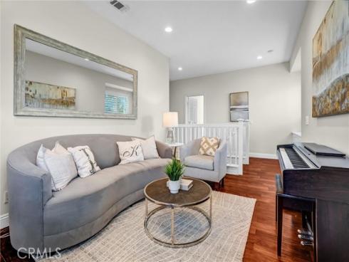 53  Oakhurst  , Irvine, CA