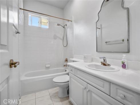 53  Oakhurst  , Irvine, CA