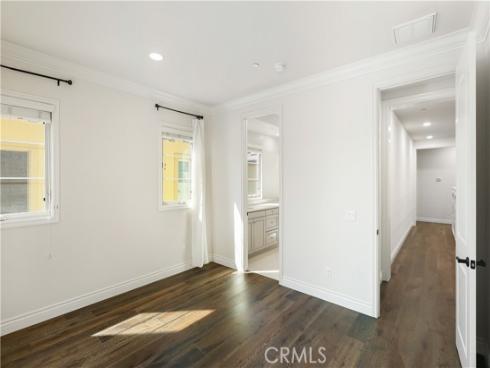 22  Shadybend  , Irvine, CA