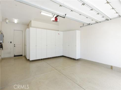 22  Shadybend  , Irvine, CA