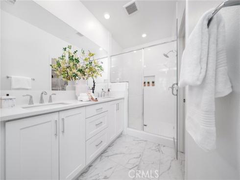 390 Merit , Irvine, CA