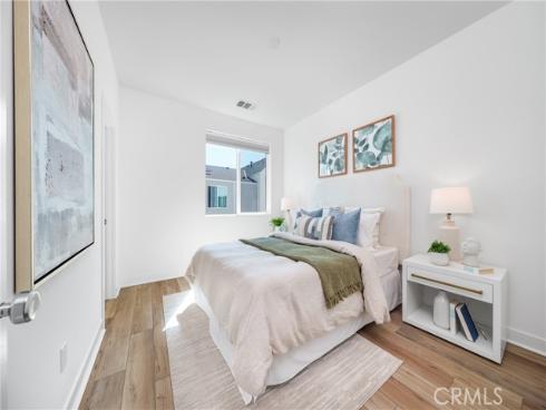 390 Merit , Irvine, CA