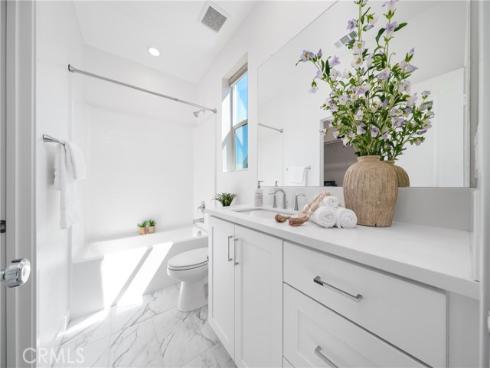 390 Merit , Irvine, CA