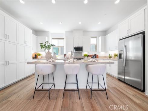 390 Merit , Irvine, CA