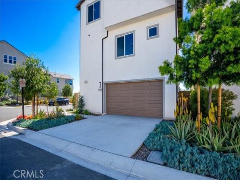 427 Flycatcher , Irvine, CA