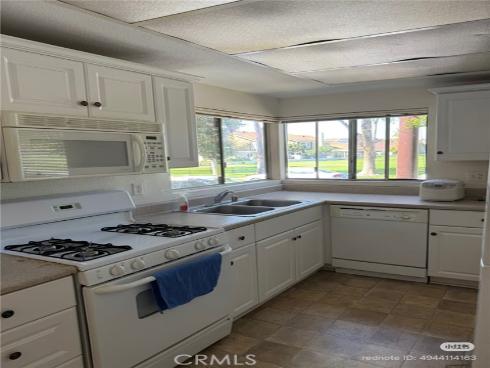 113  Rockwood  30 , Irvine, CA