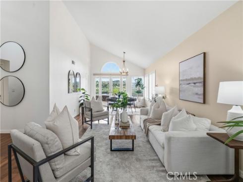 16 Baristo , Irvine, CA