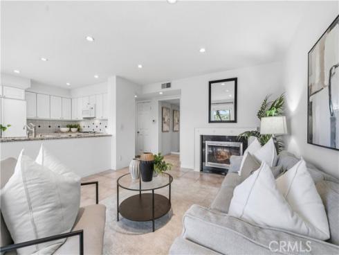 16 Baristo , Irvine, CA