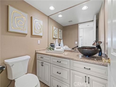 16 Baristo , Irvine, CA