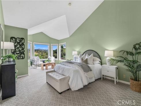 16 Baristo , Irvine, CA