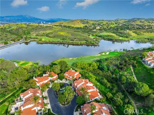 16 Baristo , Irvine, CA