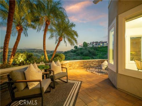 16 Baristo , Irvine, CA