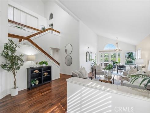 16 Baristo , Irvine, CA