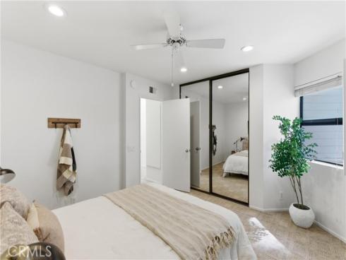 81  Briarglen  , Irvine, CA