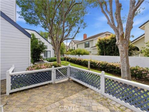 81  Briarglen  , Irvine, CA