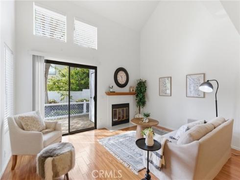 81  Briarglen  , Irvine, CA