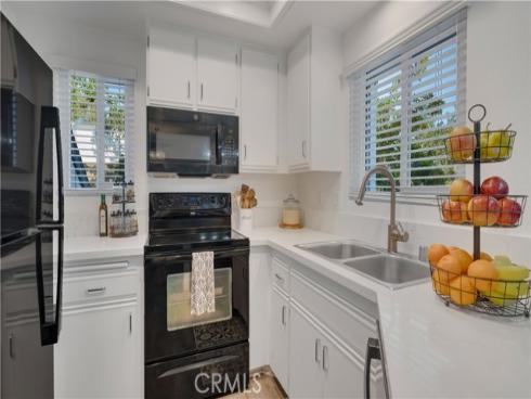 125  Briarglen  , Irvine, CA