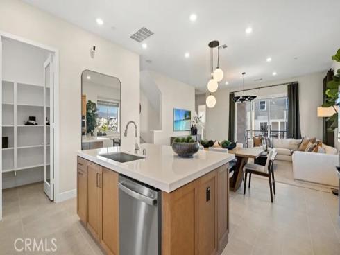 840  Sonia  , Irvine, CA