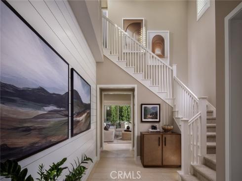 206  Maricopa  , Irvine, CA