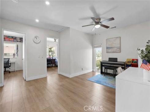 10  Goldenbush  , Irvine, CA