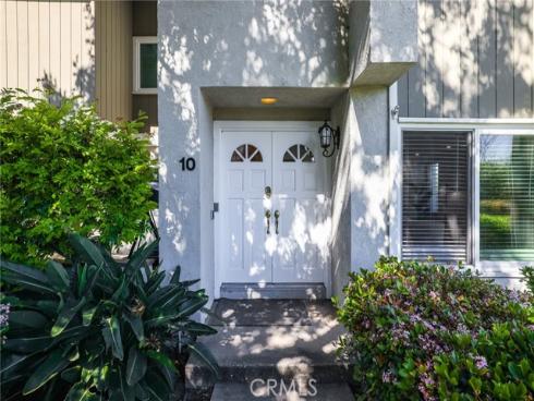 10  Goldenbush  , Irvine, CA