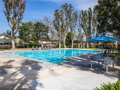 10  Goldenbush  , Irvine, CA