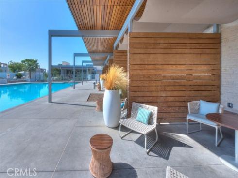 109  Pitch  , Irvine, CA