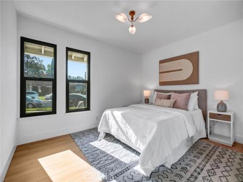 15335  Seine  , Irvine, CA