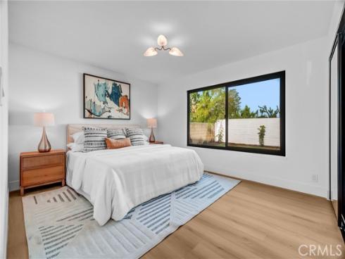 15335  Seine  , Irvine, CA