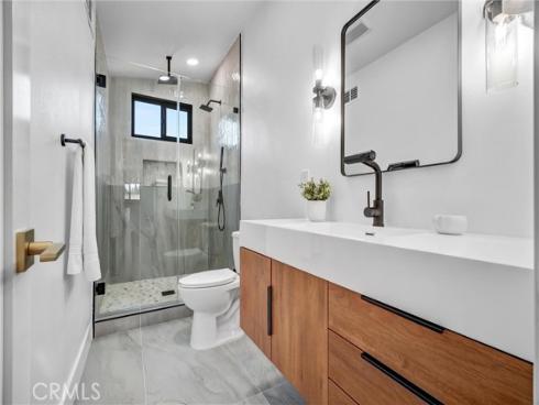 15335  Seine  , Irvine, CA