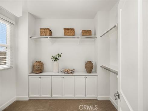 112  Mangrove Banks  , Irvine, CA