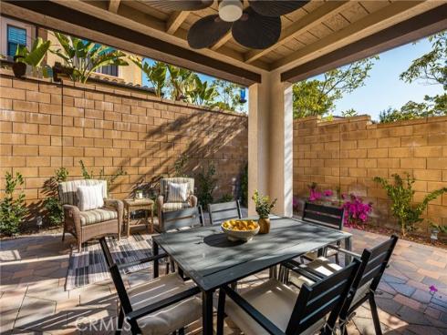 112  Mangrove Banks  , Irvine, CA