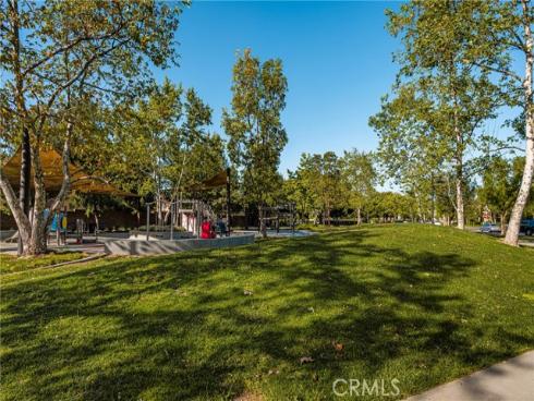 112  Mangrove Banks  , Irvine, CA