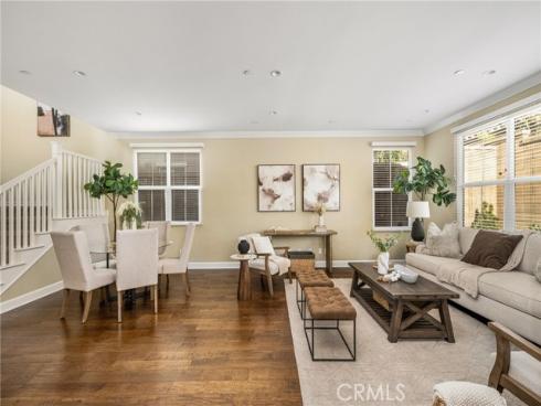 112  Mangrove Banks  , Irvine, CA