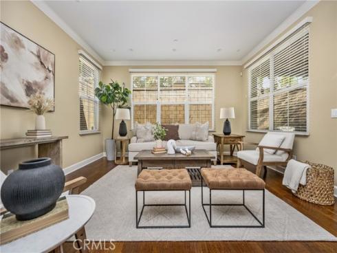 112  Mangrove Banks  , Irvine, CA