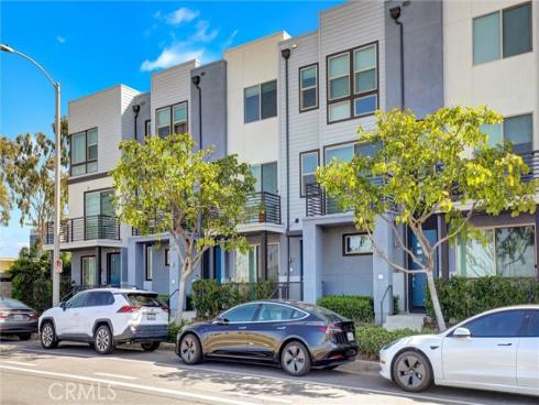 365  Placemark  , Irvine, CA