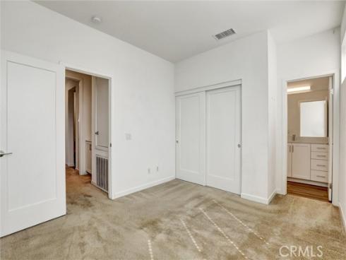 365  Placemark  , Irvine, CA