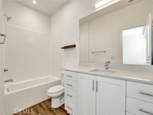 365  Placemark  , Irvine, CA