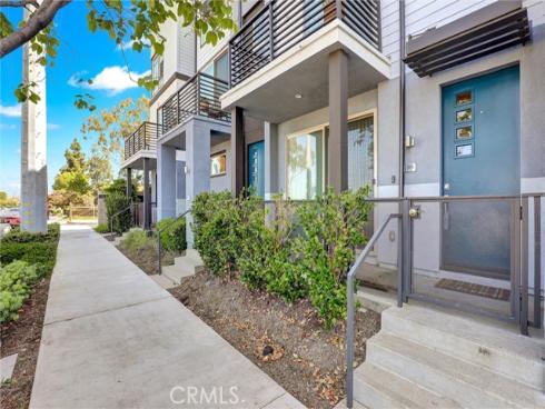 365  Placemark  , Irvine, CA