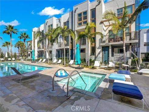 365  Placemark  , Irvine, CA