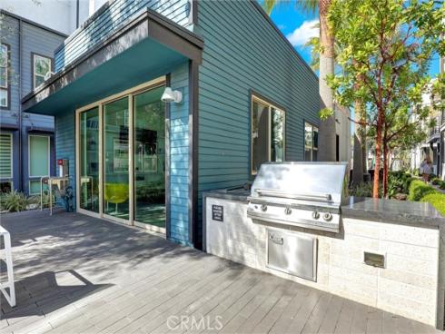 365  Placemark  , Irvine, CA