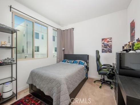 165  Frame  , Irvine, CA