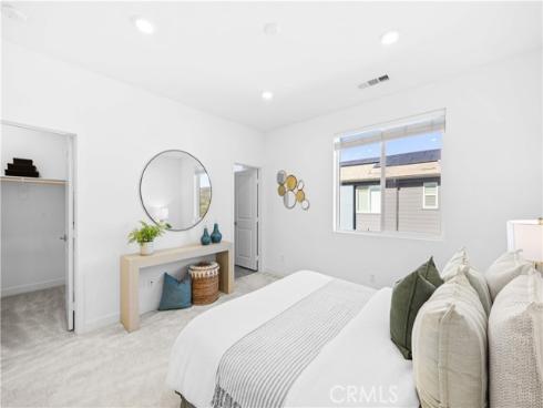 344  Tank  , Irvine, CA